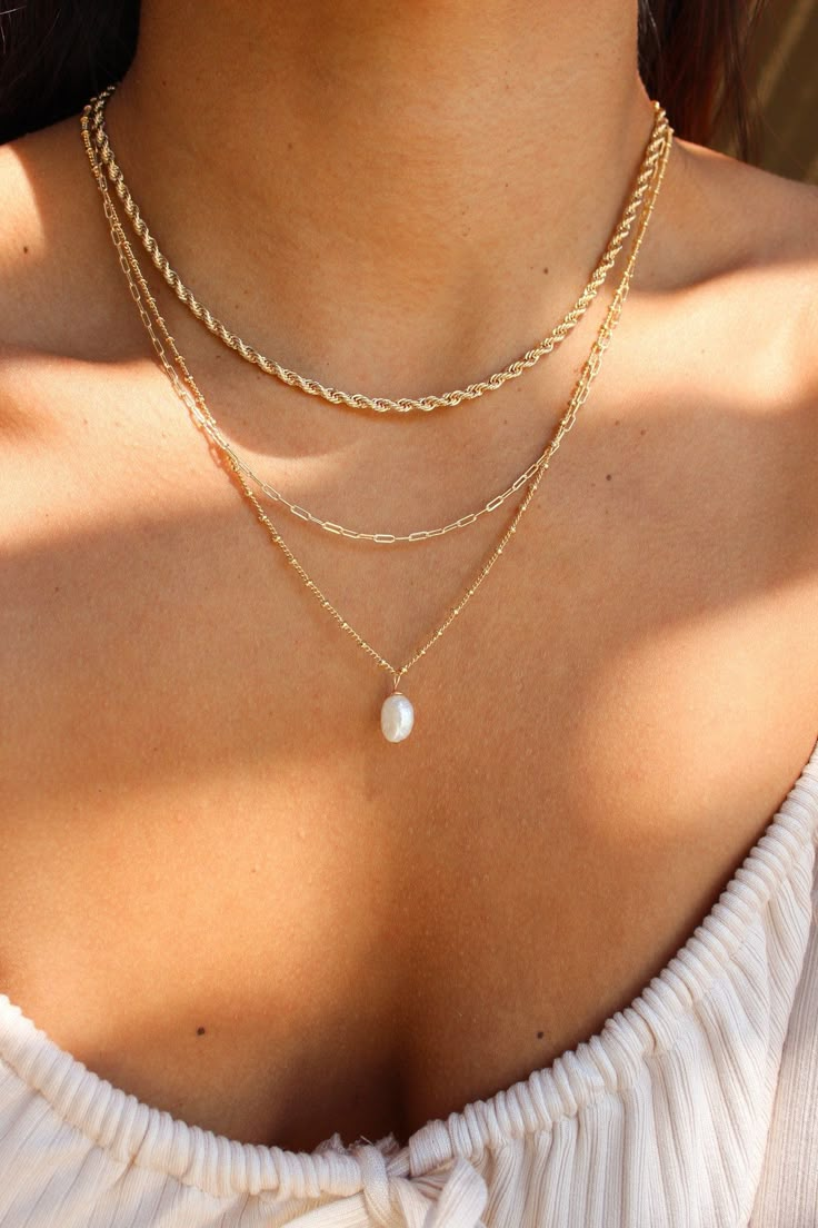 "DETAILS: * Single Chain (of Choice) with Pearl Charm * 18k Gold Filled * Pearl Charm Shapes can vary (sizes are between 6-7mm) * Twist Chain Length: 16\" + 1\" extender * Bead Chain Length: 20\" ►WHY GOLD FILLED? If you have been on the search for everyday gold jewelry that doesn't tarnish but affordable, gold filled is the best choice! Gold filled jewelry is second best after solid gold jewelry. *Our Gold filled jewelry has an outer layer of 14k or 18k gold that is pressure bonded to a base me Gold Pearl Necklace Set, Shades Of Gold Jewelry, Cute Layered Necklaces, Pairing Jewelry With Outfits, Casual Accessories Jewelry, Dainty Stackable Necklaces, Gold Dainty Jewelry Aesthetic, Gold Jewelry Pearl, Pearl And Gold Jewelry Necklace