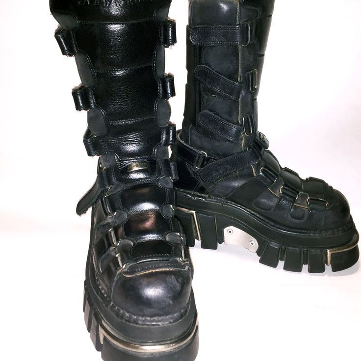 Combat Boots Reference, Platform Boots Aesthetic, Boots Reference, Spiked Boots, Hippie Goth, Biker Wear, New Rock Boots, Punk Vintage, New Rock