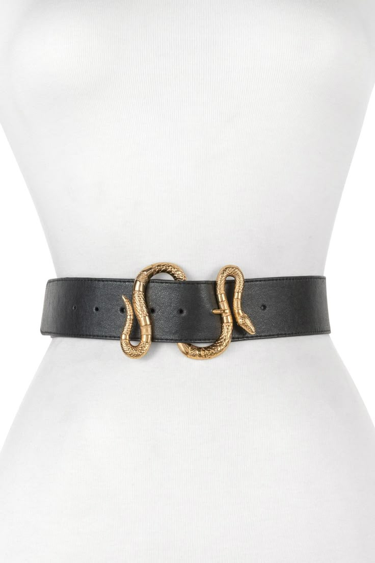 A boho take on the snake buckle trend with a gold-tone slithering snake. Gold Snake Belt, Belt Fashion Women, Snake Belt Buckle, Black Gold Belt, Belt Buckles Womens, Snake Belt Outfit, Belt Buckle Design, Snake Outfits, Fun Belts