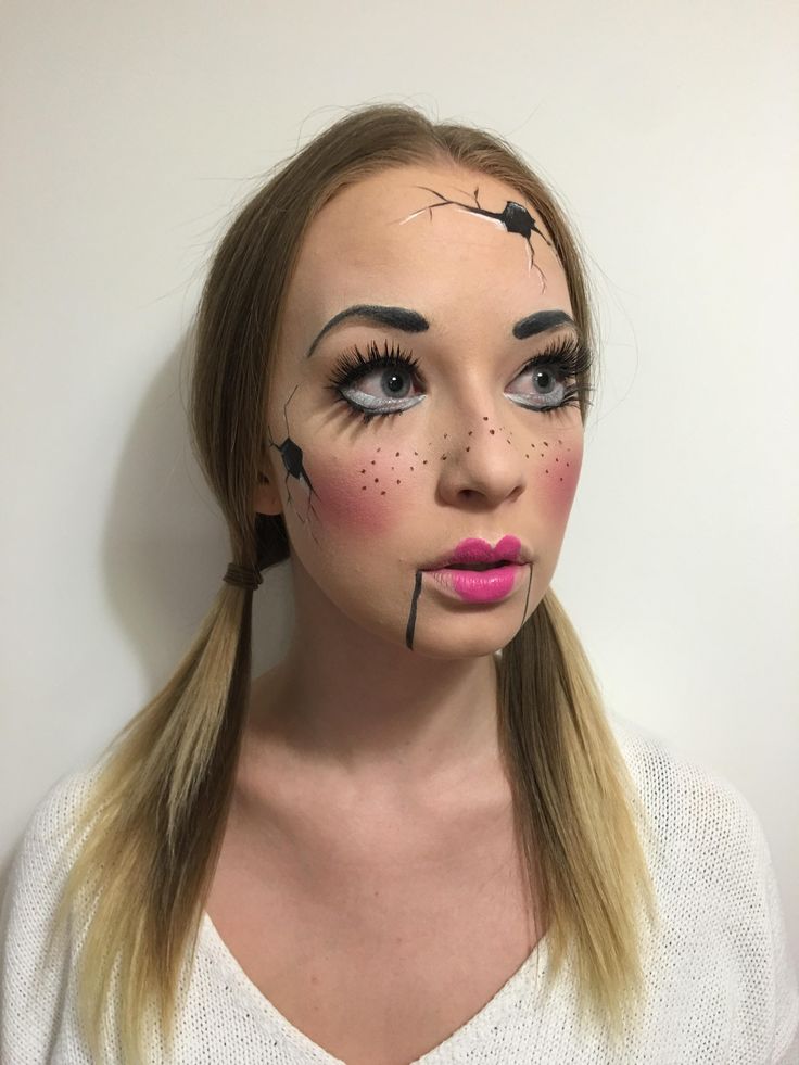 Scary Doll Diy Costume, Windup Doll Costume Makeup, Broken Doll Makeup Easy, Deadly Doll Makeup, Simple Doll Makeup Halloween, Easy Creepy Doll Makeup, Rag Doll Halloween Costumes, Scary Doll Make Up, Doll Face Makeup Halloween