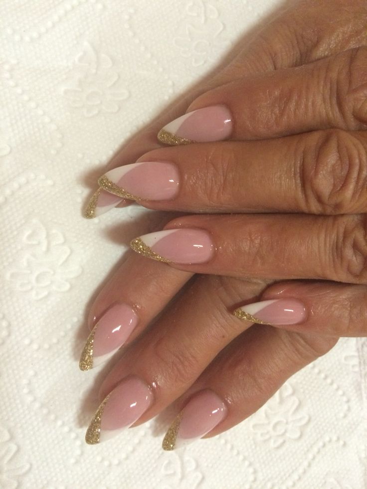 Convocation Nail Ideas, White And Gold Natural Nails, Classy White And Gold Nails, Gold White Acrylic Nails, Nails For Convocation, White Gold And Silver Nails, Glitter V Tip Nails, Prom Nails Gold And White, White Gold French Tip Nails