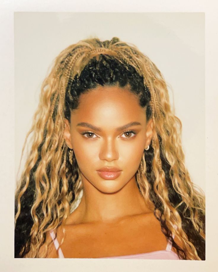 Juliana Nalú on Twitter: "Se Beyoncé e Rihanna tivessem uma filha, seria eu… " Hair Claim, Juliana Nalu, Ig Store, Typa Girl, Blonde Braids, Hair Crush, Top Models, Favorite Hairstyles, Nalu