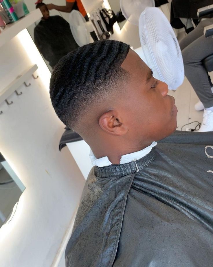 Low Fade Haircut Mens Black Waves, Low Fade With Waves, 180 Waves Haircut, 180 Waves Men, Waves Drop Fade, Blonde Waves Men Black, Black Men Waves Haircut, 180 Waves Men Fade, Drop Fade Waves