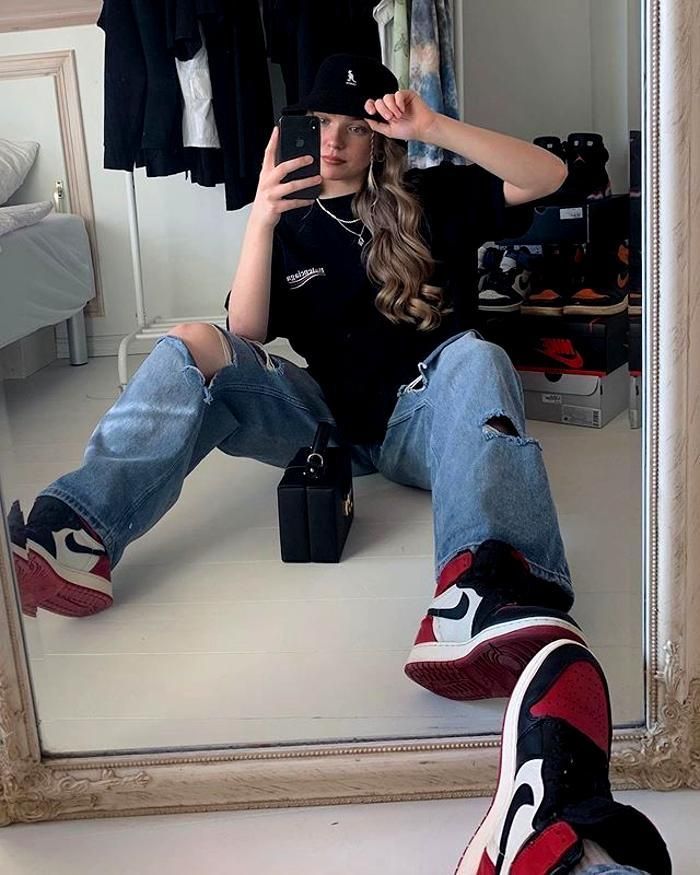 Jordan Outfits Womens, Bruh Girl, Tomboy Stil, Women's Streetwear Fashion, Nike Fashion Shoes, Skater Girl Outfits, Streetwear Mode, Fashion Shoes Sneakers, Tomboy Outfits