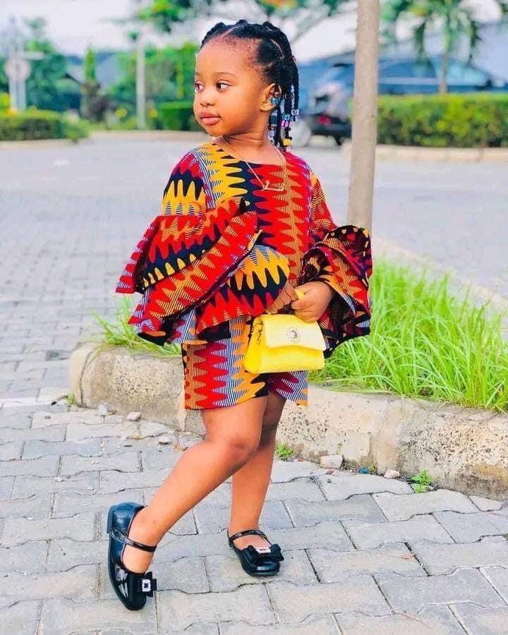 Baby African Clothes, Mode Batik, African Kids Clothes, Ankara Styles For Kids, Married Women, African Dresses For Kids, Kids Garments