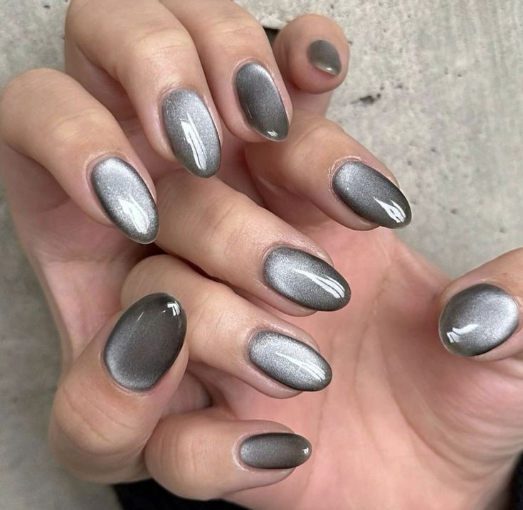 August Nails, Eye Nail Art, Chrome Nails Designs, May Nails, Eye Nails, Classic Party, Dip Nails, Gray Nails, Nail Art Inspo