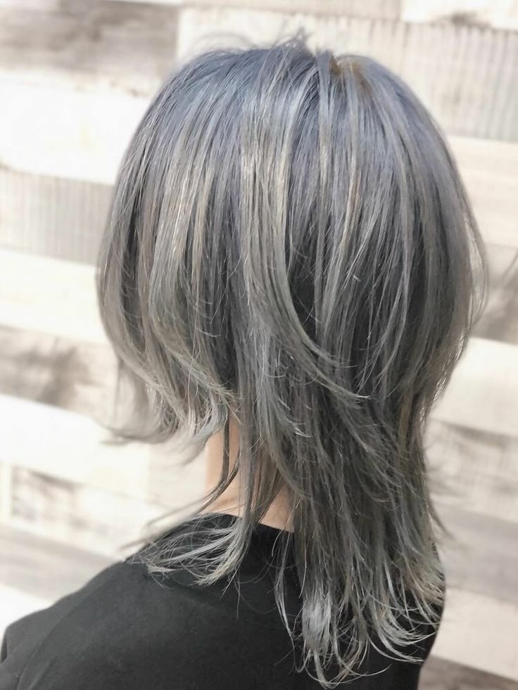 Short Hair For Chubby Faces, Jellyfish Haircut, Head Spa, Hair Color Streaks, Silver Grey Hair, Hair Inspiration Short, Long Gray Hair, Hair Tutorials For Medium Hair, Haircuts Straight Hair