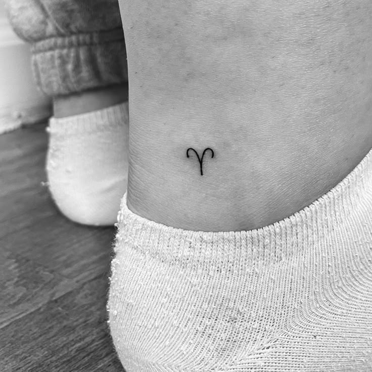 Mini Tats Aries, Aries Ankle Tattoo, Small Tattoo Aries, Mini Aries Tattoo, Aries Fine Line Tattoo, Small Tattoos Aries, Small Aries Tattoo, Aries Tattoo Minimalist, Theigh Tattoos