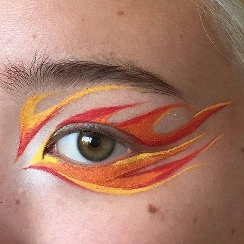 #Fire: Avani Makeup, Mulan Makeup, Makeup Verde, Kylie Jenner Makeup Look, Mexican Makeup, Fire Makeup, French Makeup, Purple Makeup Looks, Vintage Makeup Looks