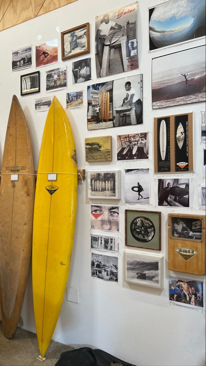 Surf Apartment Decor, Surf Shack Interior Coastal Style, Surfer Home Decor, Surfboard In Room, Surf Cafe Design, Surf Cafe Interior, Mollusk Surf Shop, Surfing Aesthetic Room, Surfer Apartment