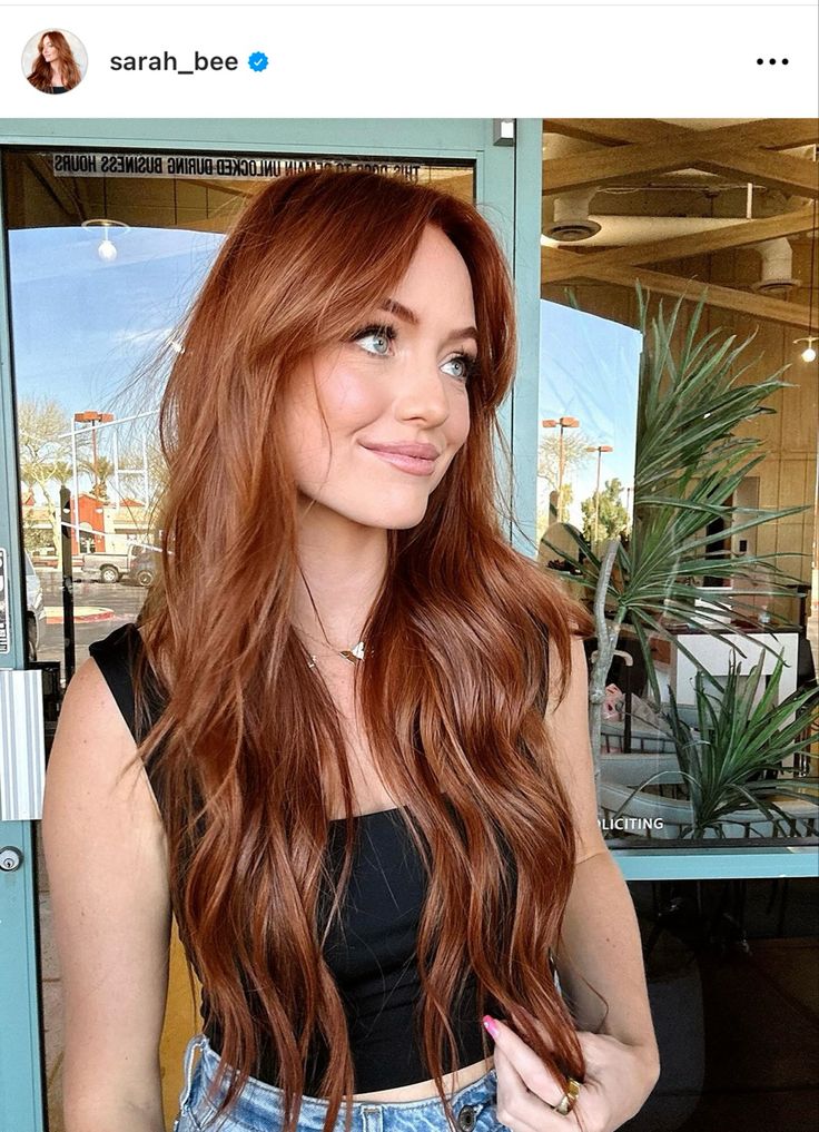 Copper Blonde Hair, Hair Pale Skin, Leaves Changing Color, Red Hair Inspo, Ginger Hair Color, Red Brown Hair, Fall Hair Trends, Copper Hair Color, Hair Color Auburn