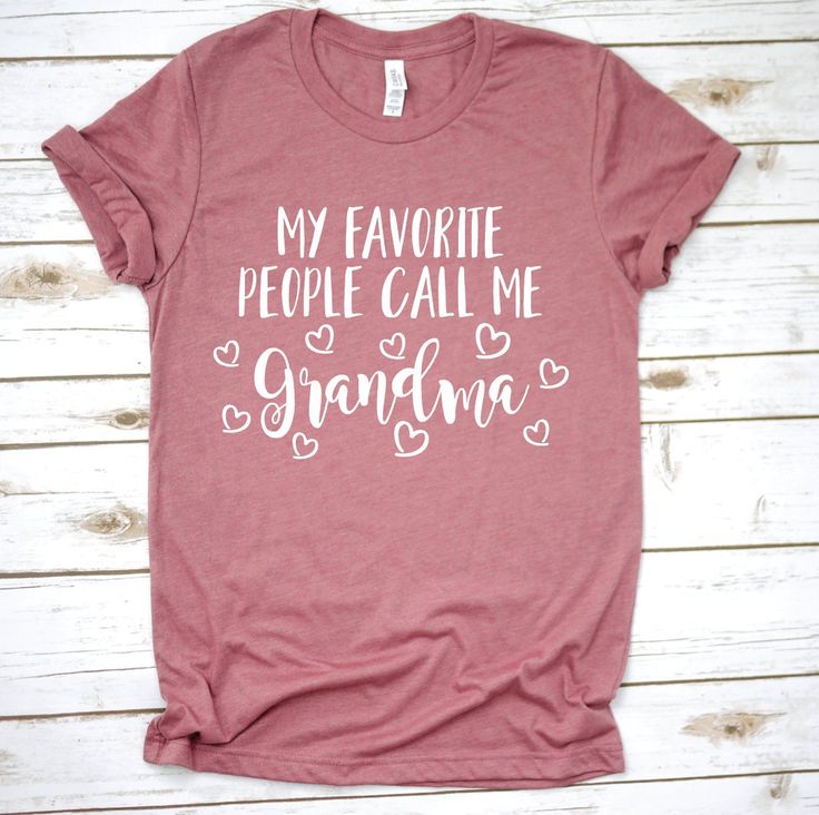 My Favorite People Call Me Grandma Shirt, Shown on a Black Heather shirt with white lettering Shown on a heather black t shirt with white writing. Made of 60% Cotton/40% Polyester Blend Comfortable T shirt Additional sizes are available, just contact me by email and I can get in the size you need. If you could like a different color of lettering please message me with your choice from the colors below: Glitter Colors: Black, Silver, Gold, Red, Blue, Purple, Lavender, Orange, Mint Non-Glitter: Bl Grandma Quotes, Funny T Shirt Sayings, My Favorite People Call Me, Nana Shirts, Cute Shirt Designs, Grandma Shirt, Grandma Shirts, Mothers Day Shirts, Travel Shirts