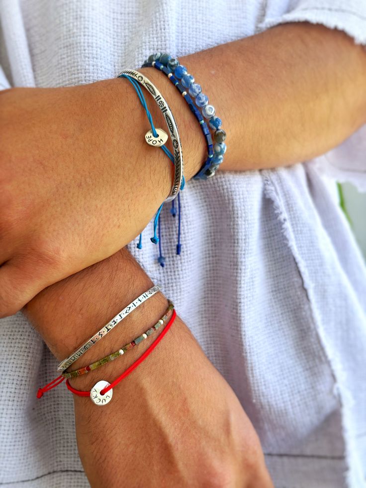 Unisex Luck Button bracelet. Made with 925 Sterling Silver coin and waterproof rope. You. An choose your own combination . Every piece with fish and 925 stamp behind. 2024 Accessories, Aussie Style, Surf Necklace, Surfer Bracelets, Coin Bracelet, Button Bracelet, Funky Jewelry, Silver Coin, Jewelry Inspo