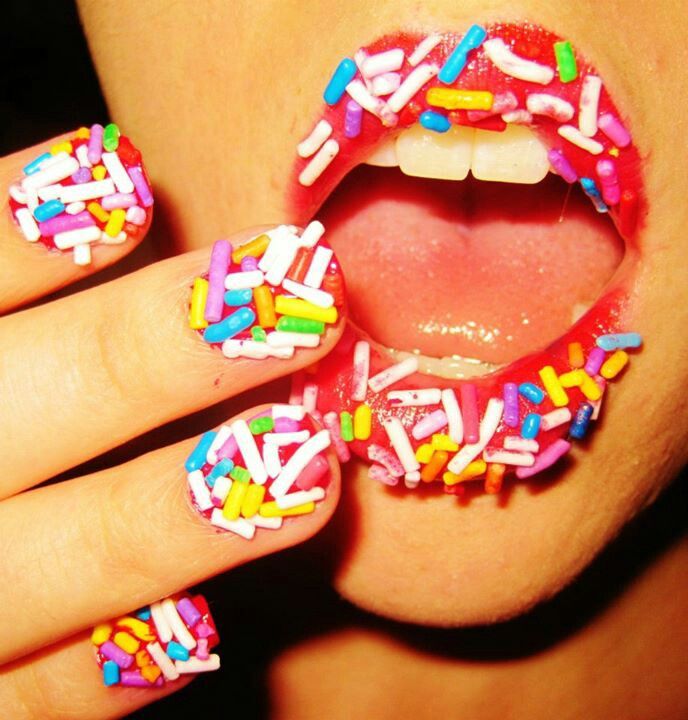 Sprinkle nails and lips ♥ Sprinkle Lips, Sprinkle Nails, Lips Art, Circus Costume, Branding Mood Board, June 2024, Eyes Lips, Photoshoot Inspiration, Womens Flip Flop