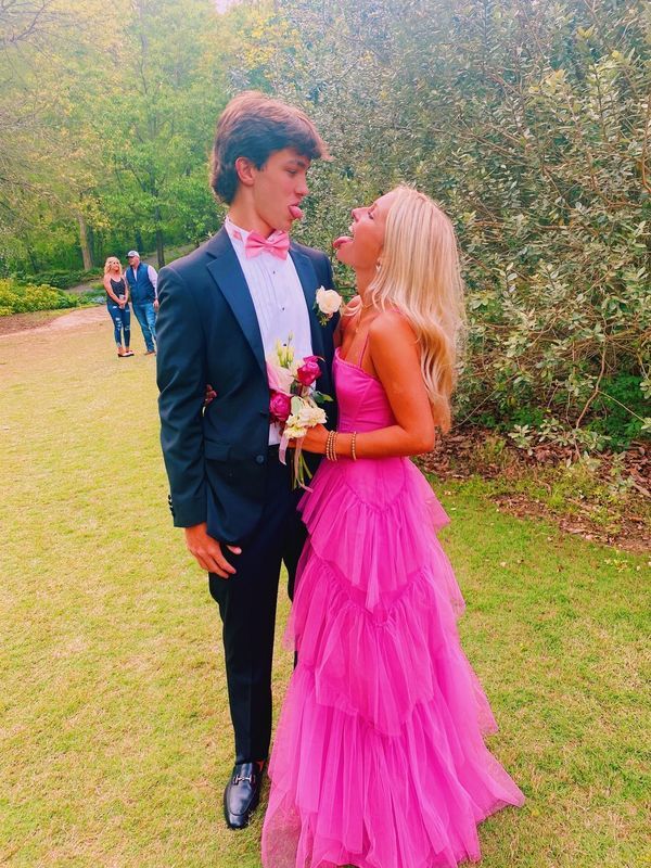 Hot Pink Prom Dresses, Hot Pink Prom, Prom Photoshoot, Formal Prom Dresses Long, Prom Dresses Long Pink, Prom Poses, Long Formal Dress, Stunning Prom Dresses, Evening Party Gowns