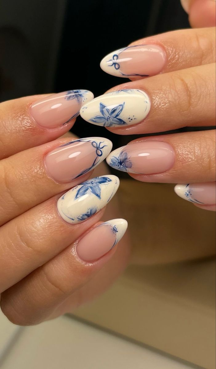 Beach Flower Nail Designs, Nail Inspo Almond Birthday, Almond Nails Designs Navy Blue, Oval Nails Flowers, Cutsey Nail Designs, Christmas Hawaii Nails, Jasmine Flower Nails, Blue Cruise Nails, Nail Inspo White And Blue