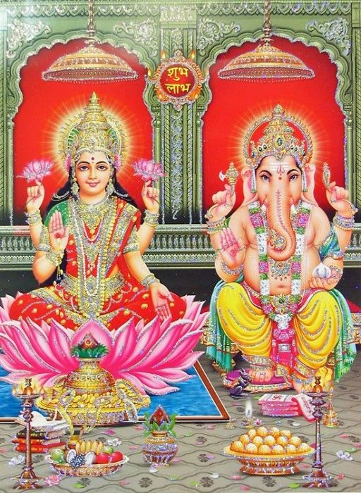 an image of lord ganesha and his family