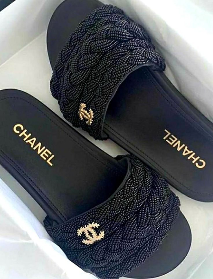 Classy Sandals, Pretty Sneakers, Pretty Sandals, Trendy Shoes Sneakers, Pretty Shoes Sneakers, Shoes Outfit Fashion, Cute Nike Shoes, Fancy Shoes, Hype Shoes