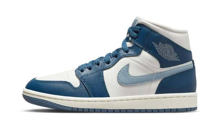 The Women’s Air Jordan 1 Mid "French Blue" is a women’s-exclusive colorway of lifestyle shoe with an appealing color block.  The upper features a Sail (off-white) leather base with French Blue leather overlay panels.  An Ozone Blue leather Swoosh appears on both sides.  A grey “Wings” logo can be found on the collar overlay while a white Jumpman is seen on the grey nylon tongue tag.  Underfoot, a Sail rubber midsole and French Blue outsole complete the clean look.  Release date: August 31, 2023 Jordan 1 Mid Blue, Original Air Jordans, Preppy Shoes, Blue Jordans, Nike Air Jordan 1 Mid, Exclusive Sneakers, Popular Sneakers, Cute Nike Shoes, Nike Dunk High