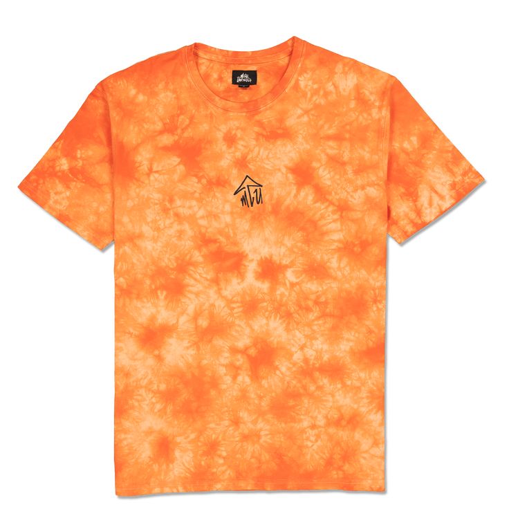 Is it just us, or can you also see this in a music video? This color pops off, just like you - Our bold orange tie-dye t-shirt will jumpstart your evolution. Features 100% cotton for exceptional comfort Original Metal Umbrella logo on the front Woven neck tag Fit Female model is 5'2" and is wearing a size XS Male model is 6'3" and is wearing a size L Orange Tie Dye Shirts, Hair Braids Cornrows, Umbrella Logo, Tropical Love, Ty Dye, Fit Female, Orange Tie Dye, Coconut Girl Aesthetic, Monogram T Shirts