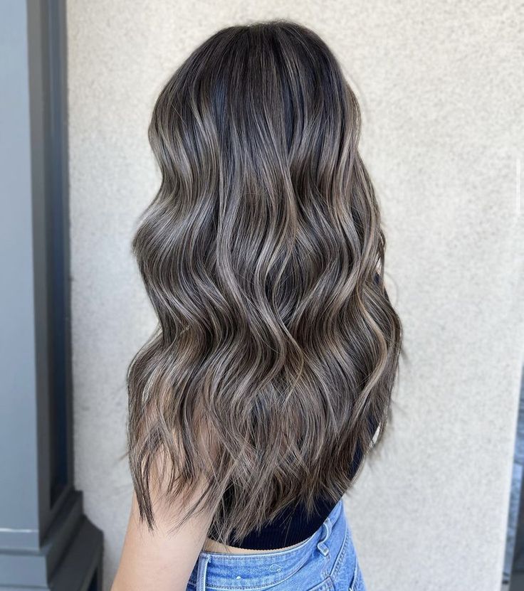 Brown Hair Color Styles, Natural Ash Brown Hair, Ash Brown Hair Color Ideas, Ash Brown Hair With Highlights, Ash Brown Hair Dye, Ash Brown Highlights, Hair Color Styles, Light Ash Brown Hair, Grey Brown Hair