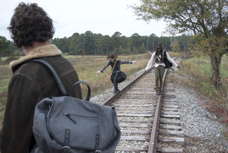 Yes, That Really Happened — The Walking Dead Finally Gave Rick and Michonne a Baby Rick And Carl, Dystopian Aesthetic, Rick And Michonne, Apocalypse Aesthetic, Fear The Walking, Carl Grimes, Andrew Lincoln, Rick Grimes, Stuff And Thangs