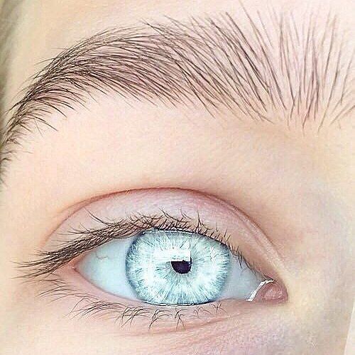 Crystal colored eyes so beautiful Beautiful Eyes Color, Behind Blue Eyes, Eye Photography, Aesthetic Eyes, Human Eye, Gorgeous Eyes, Colored Contacts, Eye Art, Pretty Eyes