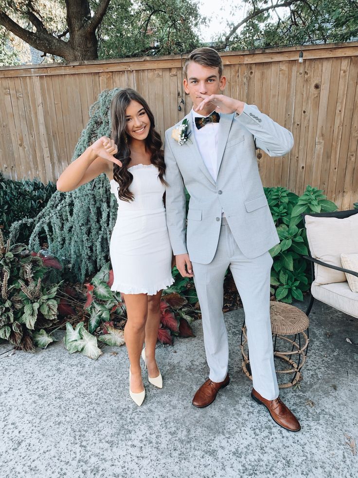 White Homecoming Dress Couple, White Hoco Dress Couple, Homecoming Inspiration, Hoco Couples, White Hoco Dress, Homecoming Couple, Strapless Homecoming Dress, Strapless Homecoming Dresses, White Party Dress