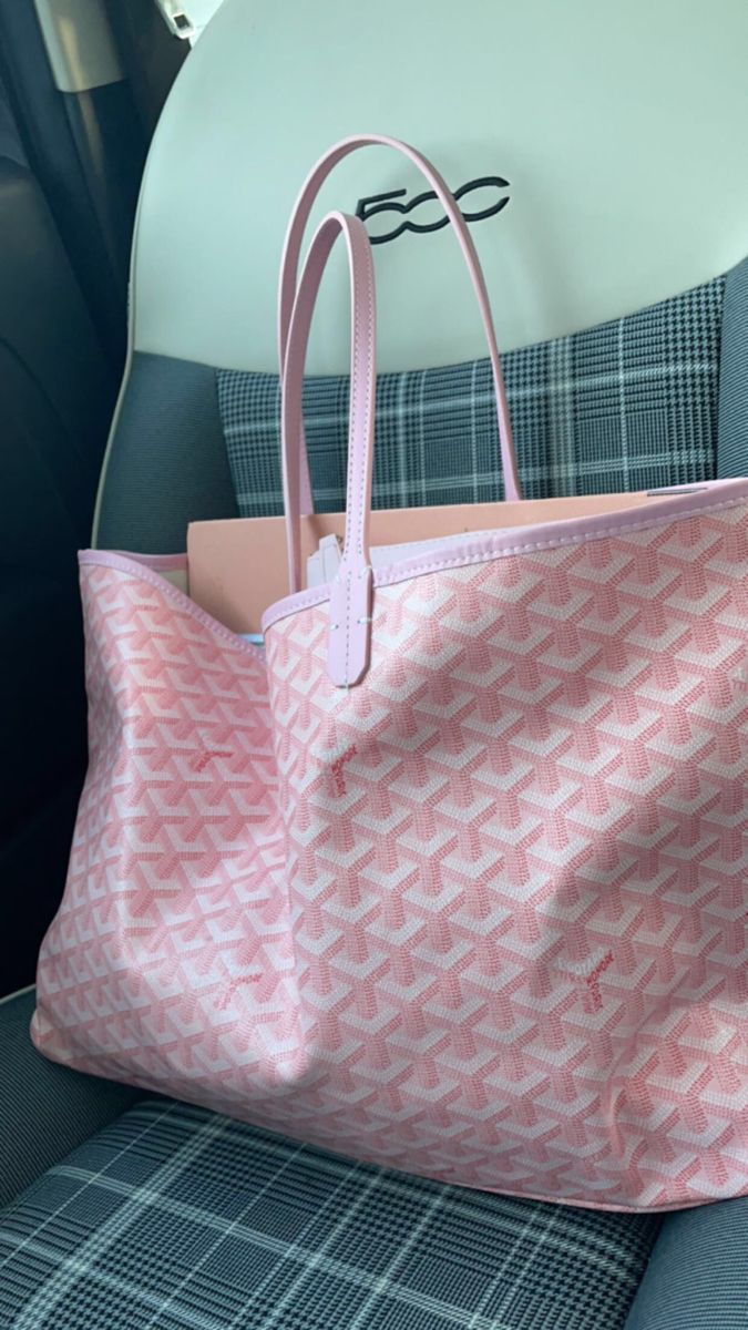 #goyard#pink #pinkhandbag #schoolbag #pink #pinkbag Pink Goyard, Goyard Tote, Goyard Bag, Pink Aura, Girly Bags, Pink Girly Things, Pink Handbags, Luxury Purses, Fancy Bags