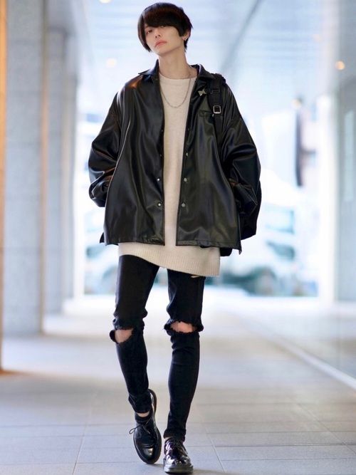 Male Modern Outfits, Japanese Male Fashion Casual, Male Asian Outfits, Male Fashion Japan, Japanese Guy Fashion, Male Japanese Outfits, Mens Asian Streetwear, Mens Fashion Japanese, Model Reference Male