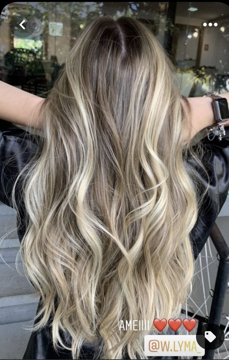 Cool Tone Blonde Balayage Brunettes, Dirty Blonde Hair With Dark Roots, Dimensional Blonde With Shadow Root, Ombre Blonde Hair Dark Roots, Cold Blonde Hair Balayage, Blonde With Lowlights And Shadow Root, Blonde Highlights With Dark Roots, Dirty Blonde Balayage Dark Roots, Blonde Balayage With Dark Roots