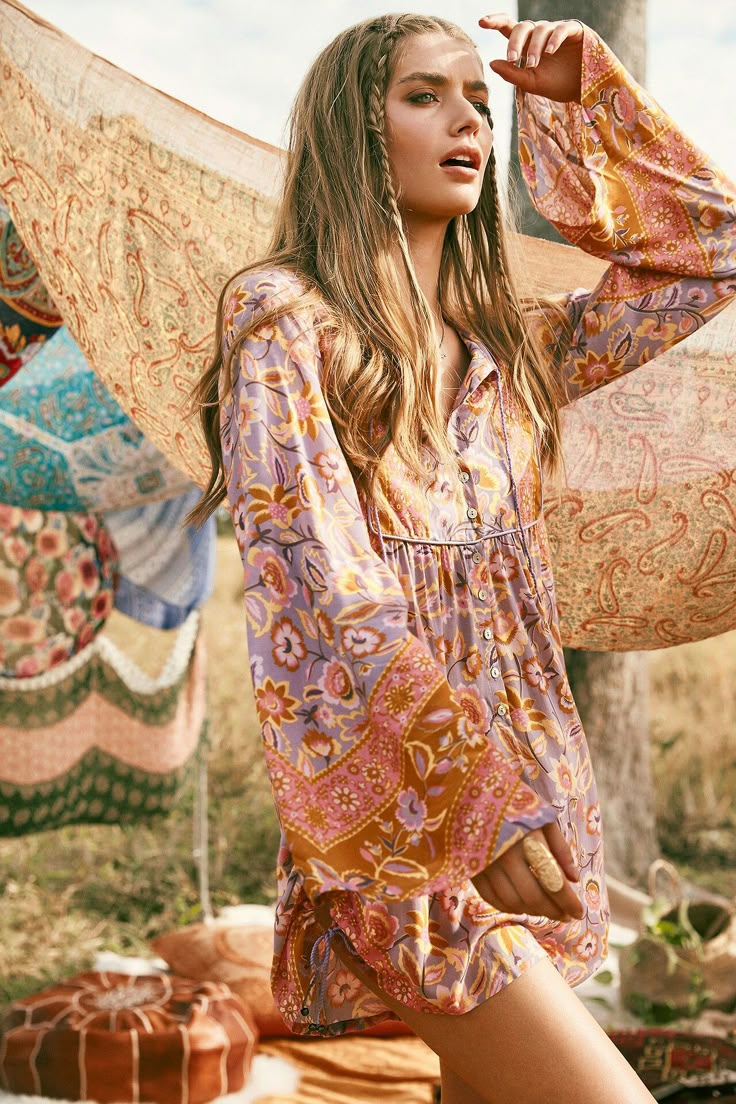 70s Summertime Bohemian Schick, 70s Mode, Looks Hippie, Style Hippie Chic, Kort Bob, Hippie Hat, Bohemian Diesel, Boho Mode, Estilo Hippy