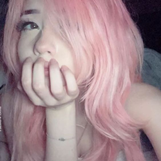 Discord Server, Pink Hair, A Girl, A Woman, Hair, Pink