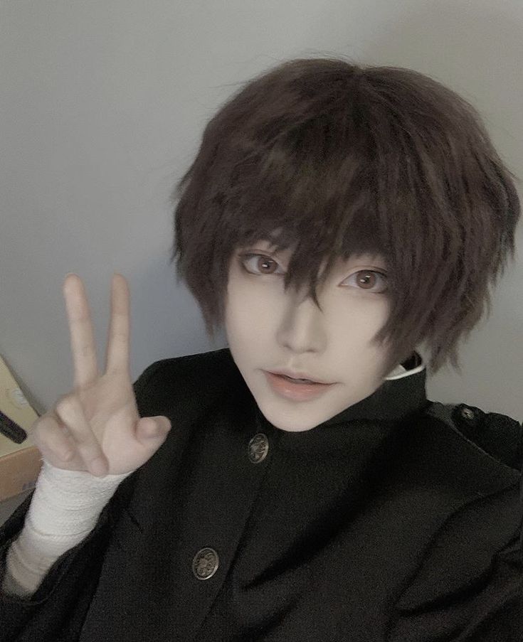 Dazai Osamu Haircut, Dazai Haircut Tutorial, Dazai Haircut Real Life, Dazai Haircut, Dazai Cosplay, Self Portrait Drawing, Cosplay Characters, Dazai Osamu, Hawks