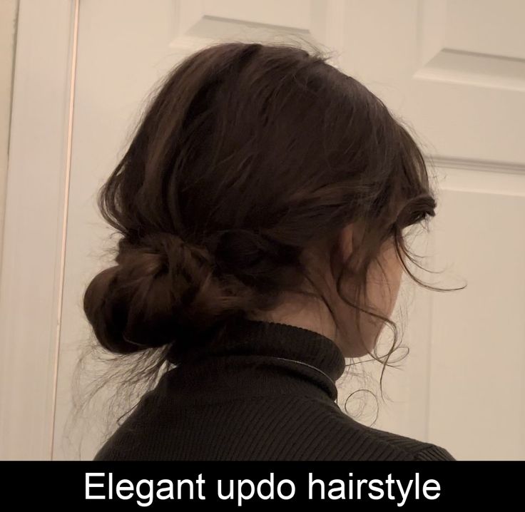 Elegant updo hairstyle Chaotic Academia Hairstyles, Marvel Hairstyles, Academia Hairstyles, Dark Academia Hairstyle, Dark Academia Hair, Academia Core, Academia Hairstyle, Short Dark Brown Hair, Chaotic Academia