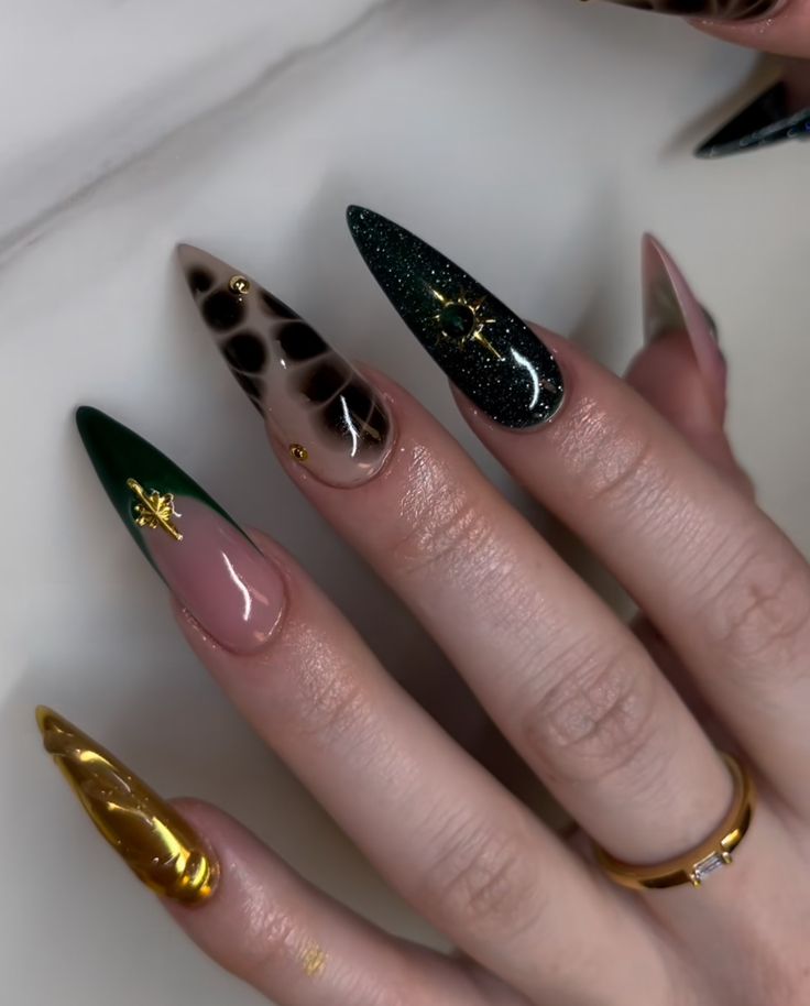 Green With Chrome Nails, Nails Mothers Day, Mothers Day Nails, Bridal Shower Nails, Black And Nude Nails, Shower Nails, Nails Bridal, Nails Birthday, Nails Prom