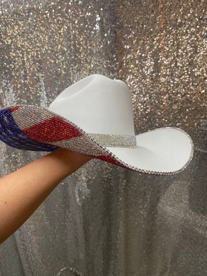 Patriotic Cowboy Hat, Patriotic Country Outfit, White Diy Cowboy Hat, Usa Cowgirl Hat, Usa Cowboy Hat Diy, Fourth Of July Cowgirl Hat, 4th Of July Western Outfits, Red White And Blue Cowboy Hat, Fourth Of July Cowboy Hat Diy