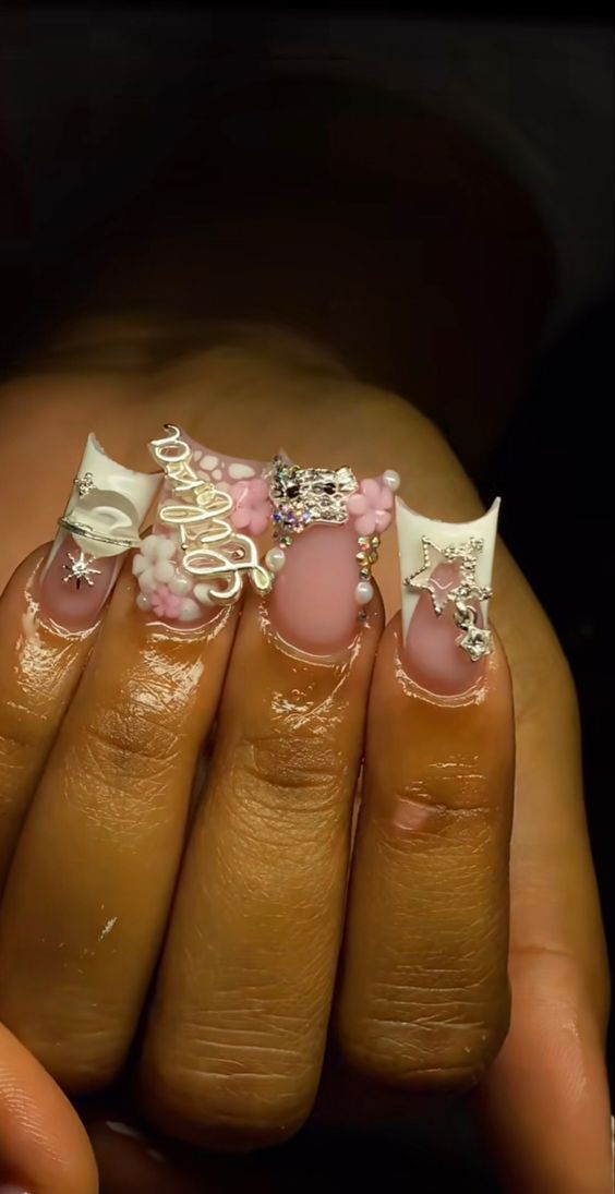 #follow #nailart #shortnails #beautyblog #nails #nailsofinstagram #blogging #blogger #blog Acrylic Nail Set, Duck Nails, Hard Nails, White Acrylic Nails, Colored Acrylic Nails, Girly Acrylic Nails, Acrylic Nails Designs, Short Square Acrylic Nails, Exotic Nails