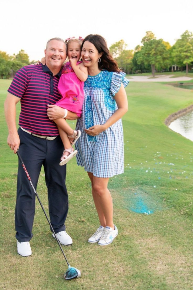 Golf Themed Gender Reveal | Pregnancy Announcement | Creative Surprise Announcement Ideas | Pregnancy Stories | Gender Reveal Theme Ideas | Later-age Pregnancy | Pregnancy Reveal to Kids | Pregnancy Inspiration | Pregnancy Announcement Photography | Mommy Blogger | Carrie Colbert #genderreveal #pregnancy Pregnancy Reveal To Kids, Golf Themed Gender Reveal, Gender Reveal Theme Ideas, Pregnancy Inspiration, Gender Reveal Theme, Pregnancy Announcement Photography, Kate Robinson, Outfit Ideas Colorful, Themed Gender Reveal