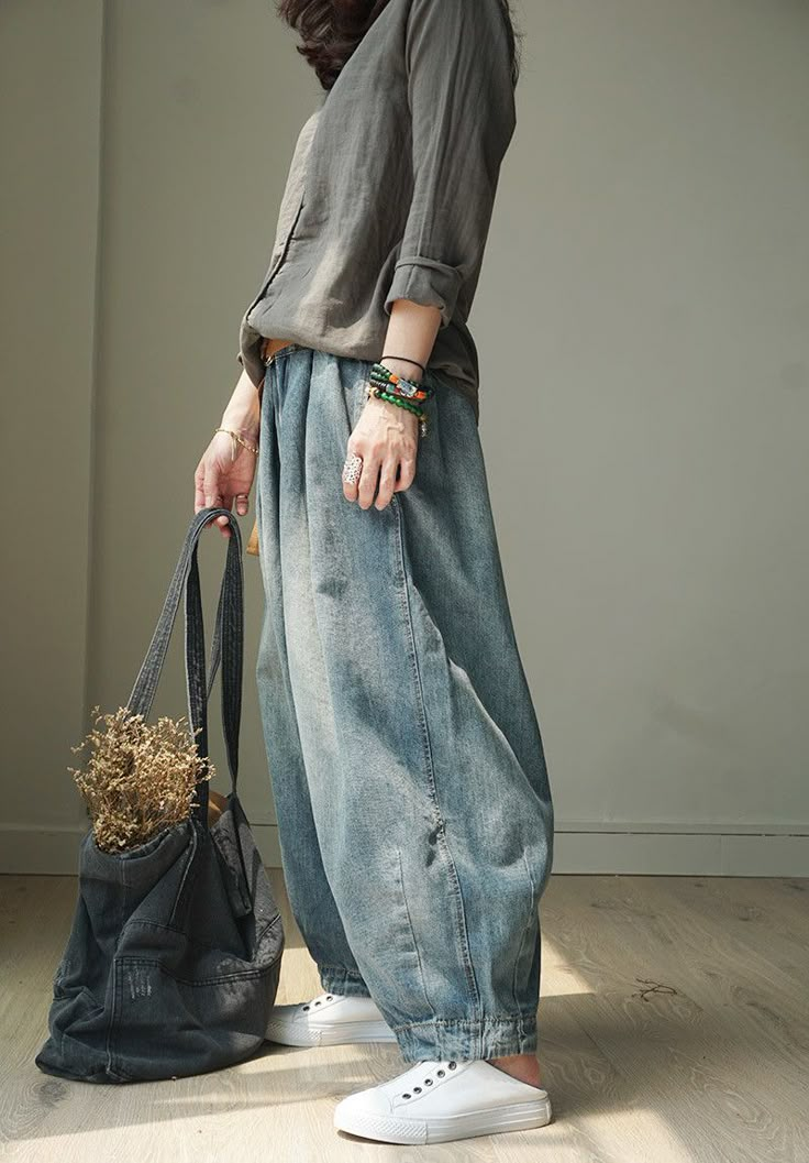 Korean Style Blue Boyfriend Jeans Womans Bloomers Jeans in Denim Blue L - Morimiss.com Blue Boyfriend Jeans, Long Sleeve Dresses Fall, Korean Jeans, Denim For Women, Fall Pants, Fashion Victim, Casual Chic Style, Weekend Wear, Wide Leg Denim