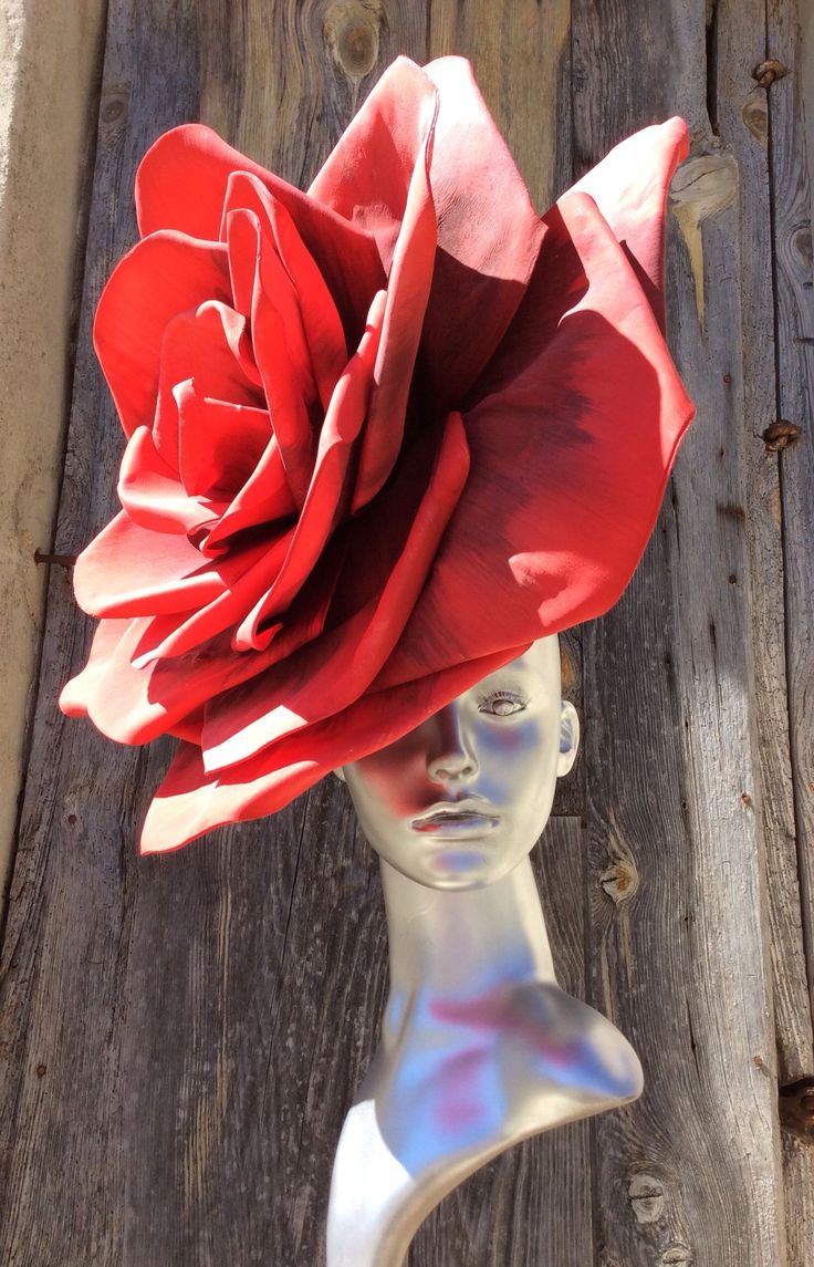 Diy Rose Costume, Rose Costume Flower, Rose Fascinator, Rose Headpiece, Rose Costume, Foam Wigs, Flower Costume, Derby Outfits, Rose Hat