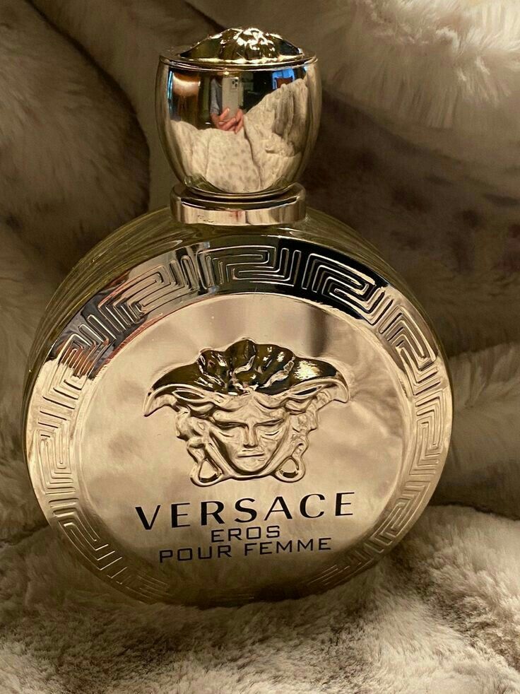 Bandeja Perfume, Versace Eros Pour Femme, Koleksi Parfum, Perfume Versace, Versace Perfume, Alat Makeup, Cheap Perfume, Victoria Secret Fragrances, Perfume Collection Fragrance