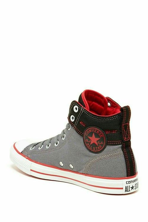 Converse Shoes Outfit, Chic Trousers, Outdoor Outfits, All Stars Converse, Trendy Winter, Outfits With Converse, High Top Sneaker, Star Shoes, Wardrobe Design