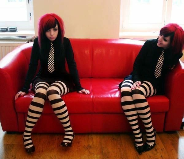 Cute Couch, Scene Girl Fashion, 2000s Scene, Scene Goth, Emo Scene Hair, Scene Girl, Alt Clothes, My Scene, Diesel Punk