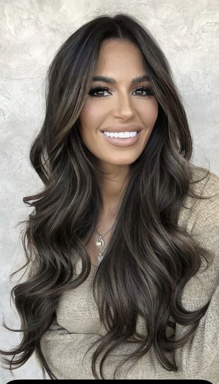 Hair With Highlights And Lowlights, Black Hair Balayage, Dark Brunette Hair, Hair With Highlights, Ash Hair Color, Brown Hair Inspo, Brunette Hair With Highlights, Balayage Hair Dark, Black Hair With Highlights