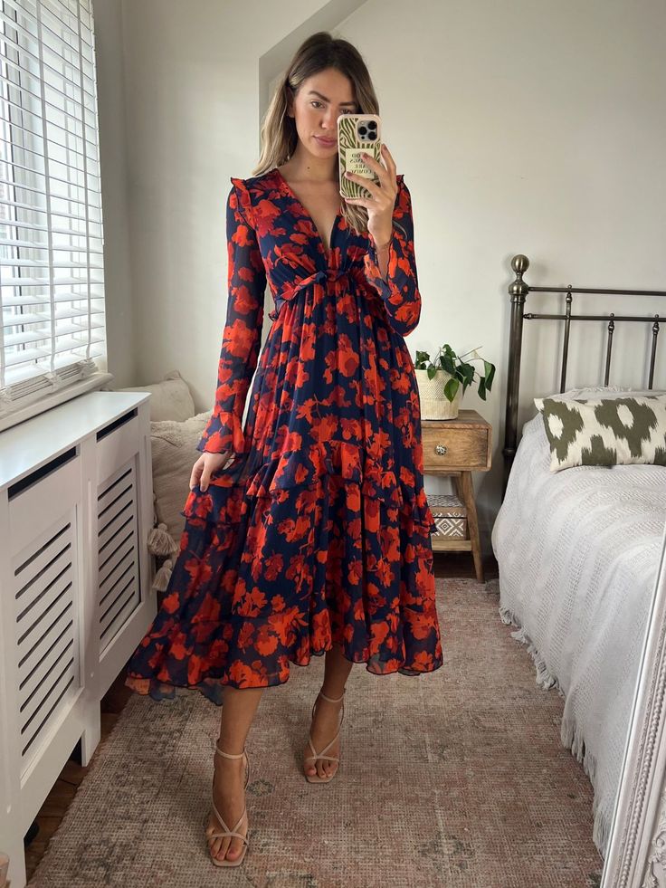 Navy and Orange Floral Dress Wedding Guest Outfit Fall, Tie Back Dress, Orange Floral Dress, Winter To Spring, Mum Fashion, Boho Style Dresses, Stylish Work Outfits, Dress Orange, Navy Midi Dress