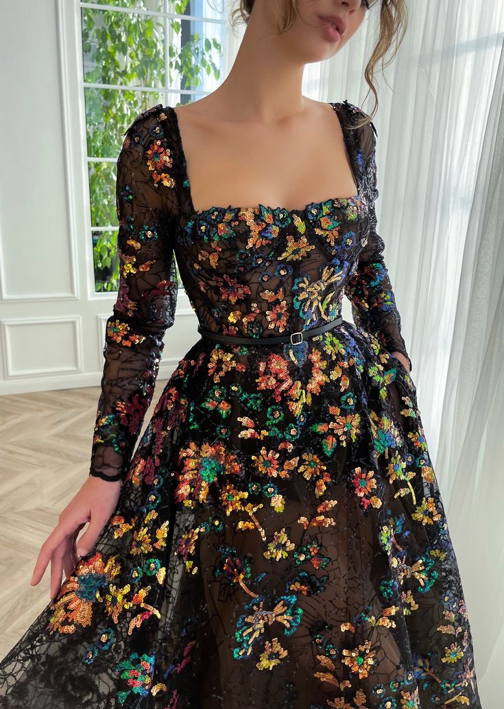 Teuta Matoshi Dresses, Long Sleeve Black Gown, Fashion Outfits For School, Red Peplum Dresses, Floral Ball Gown, Teuta Matoshi, Sparkly Gown, Outfits For School, Moroccan Fashion