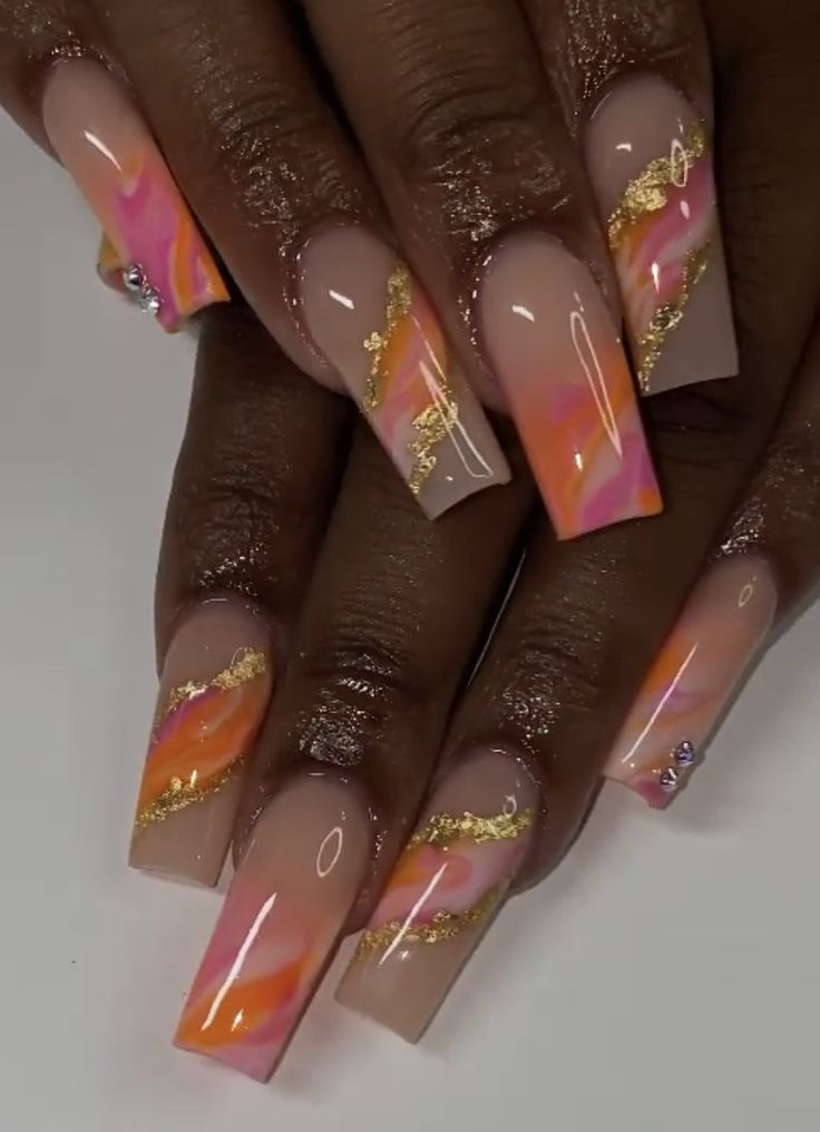 Peach Inspired Nails, Orange And Peach Nails, Orange Clear Nails, Nails Inspo Trendy 2023, Orange Trendy Nails, Yellow Orange Nails, Peach Color Nails, Peach Nail Designs, Peach Colored Nails