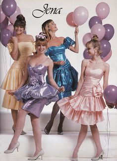 1980s Party Outfits, 80s Prom Party, 1980s Prom Dress, 80s Fashion Party, 1980s Prom, 80s Party Dress, Look 80s, Fashion Through The Decades, 90s Prom