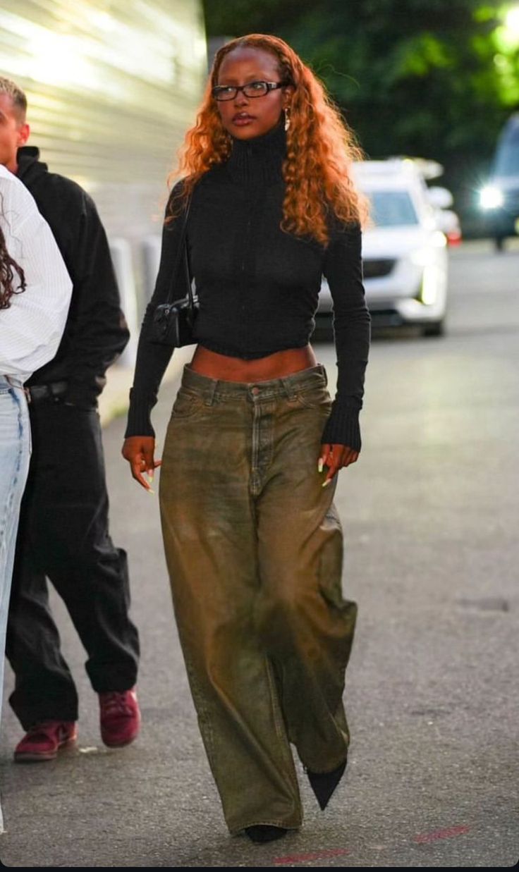 Justine Skye, Walking Down The Street, Looks Style, Lookbook Outfits, Looks Vintage, Fashion Killa, Cute Casual Outfits, Everyday Outfits, A Black